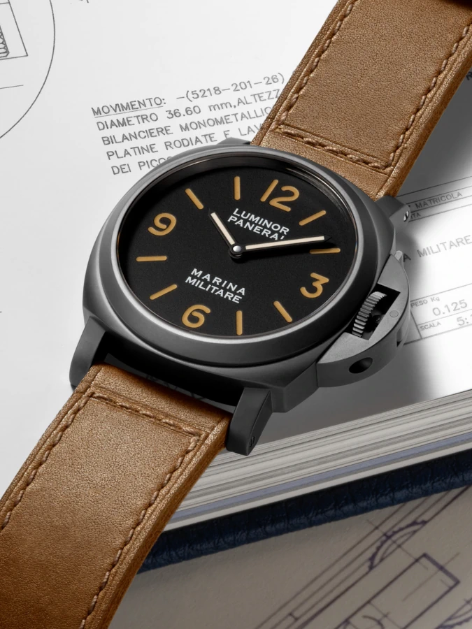 Panerai Ausstellung „The Depths of Time“ und Luminor Marina Militare PAM05218